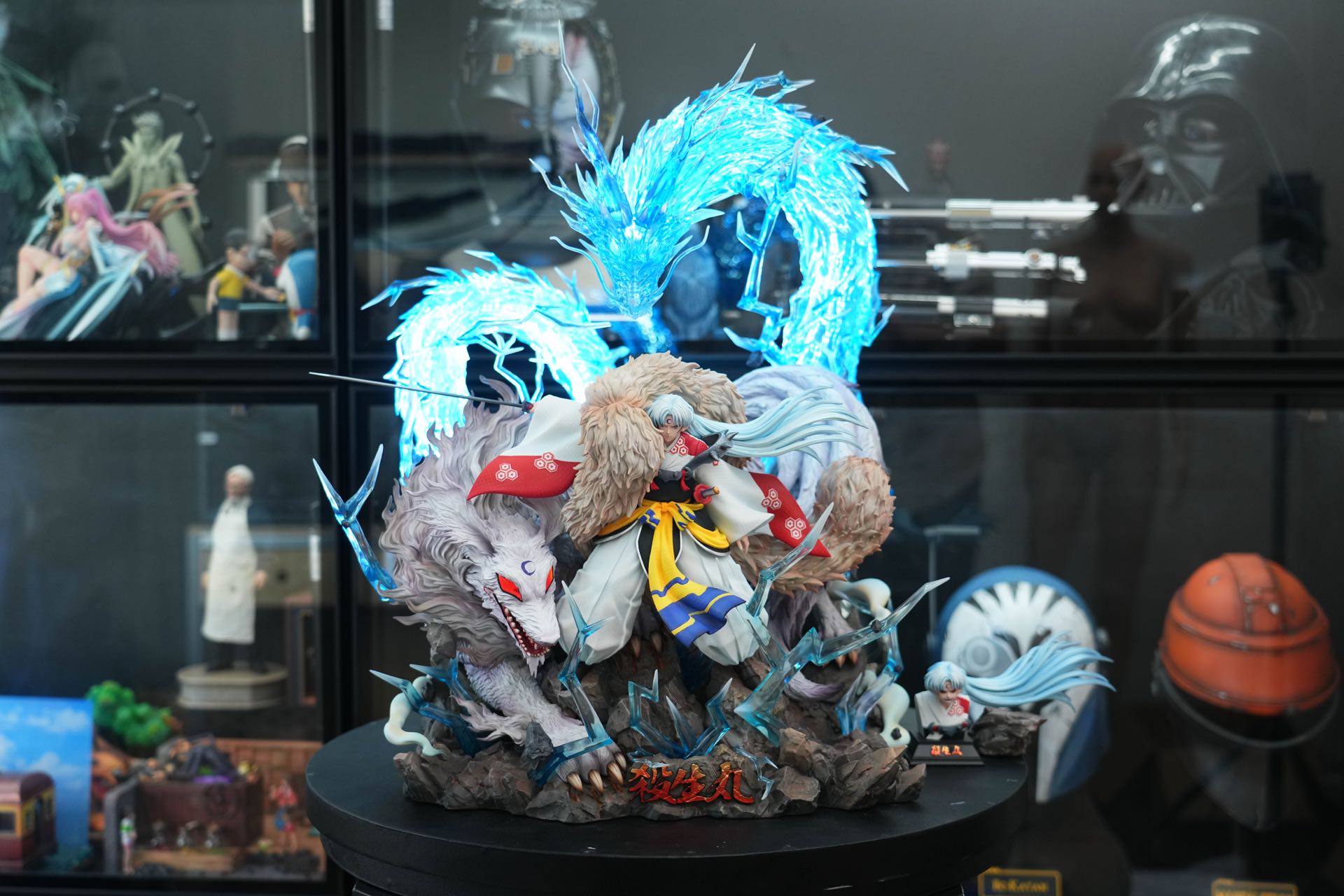Inuyasha — Sesshomaru 1/6 Scale (TY Studio) - alternate view
